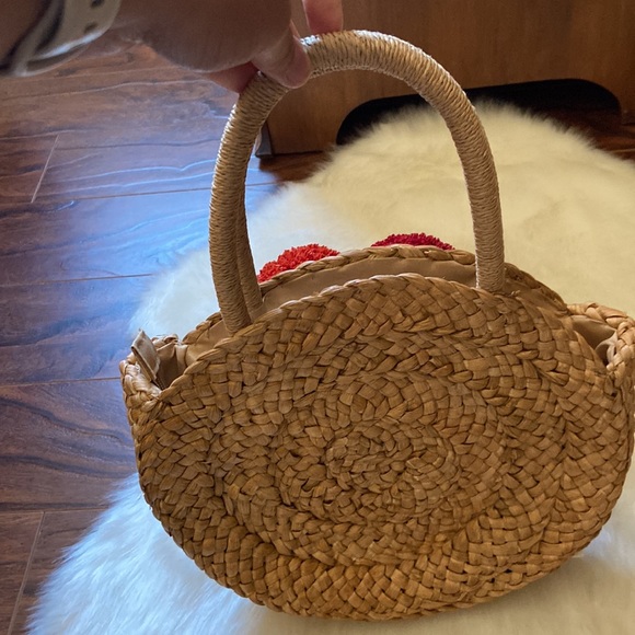 Absolutely stunning basket type handbag! - Picture 3 of 6